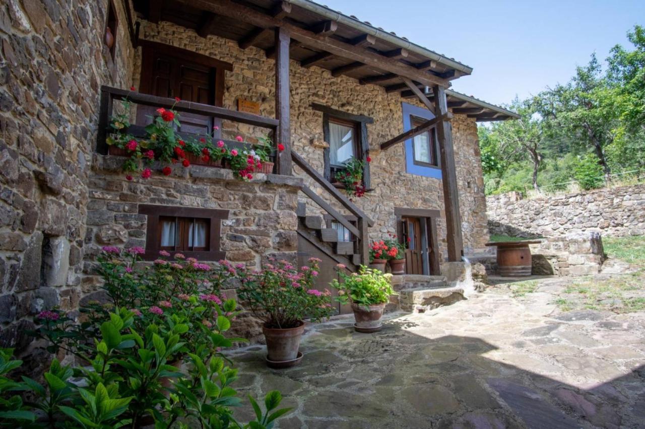 Viviendas El Barrio Cabezón de Liébana Exterior foto