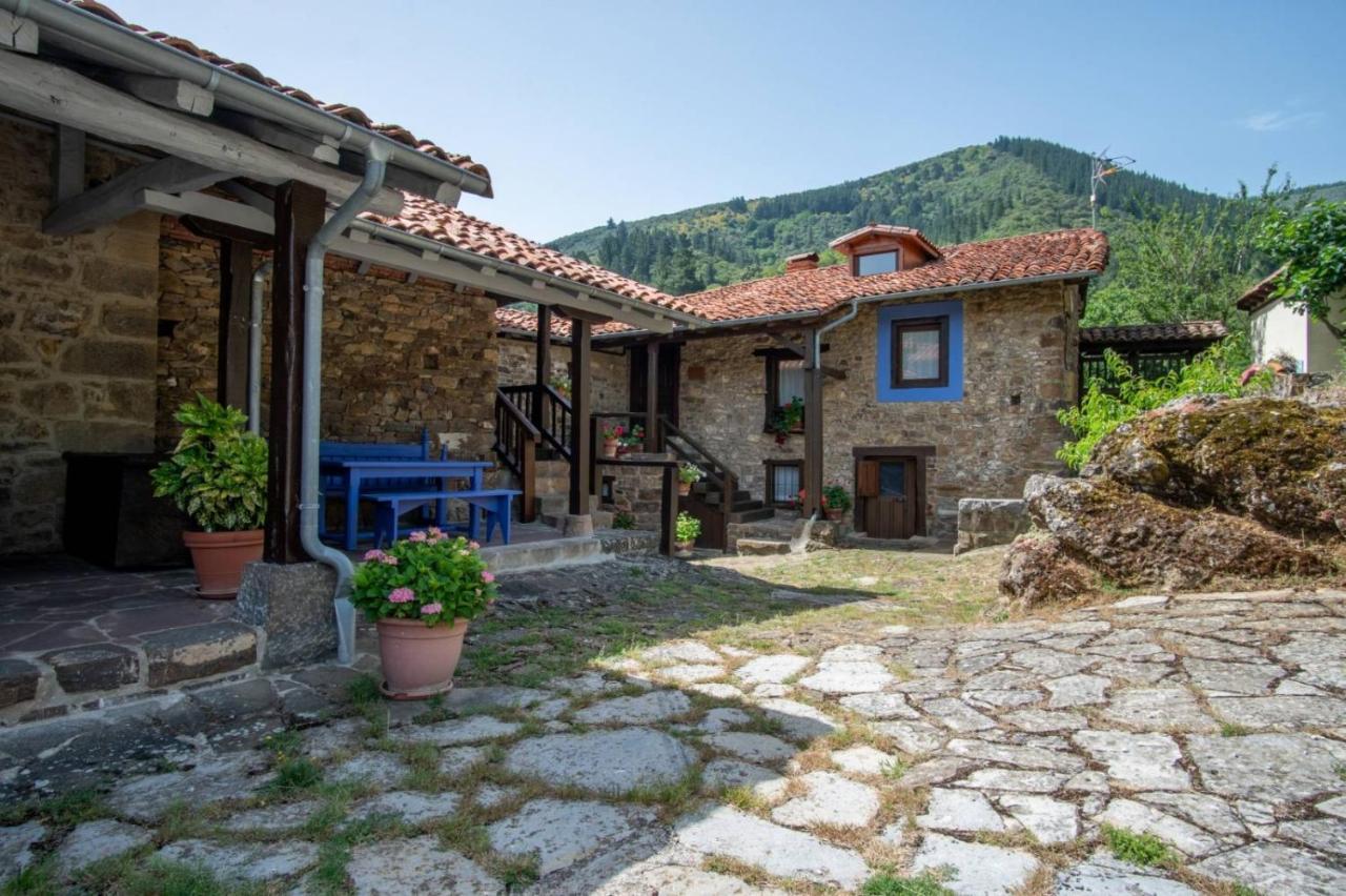 Viviendas El Barrio Cabezón de Liébana Exterior foto
